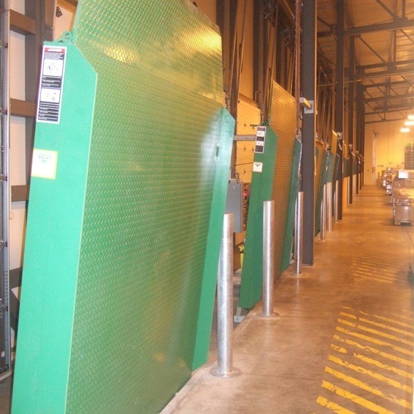 Kelley aFX Dockleveler Dock Seal & Levellers Dock Levelers